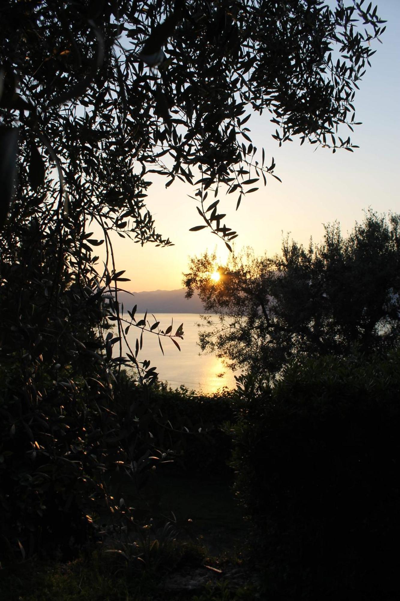 The View * Torri Del Benaco