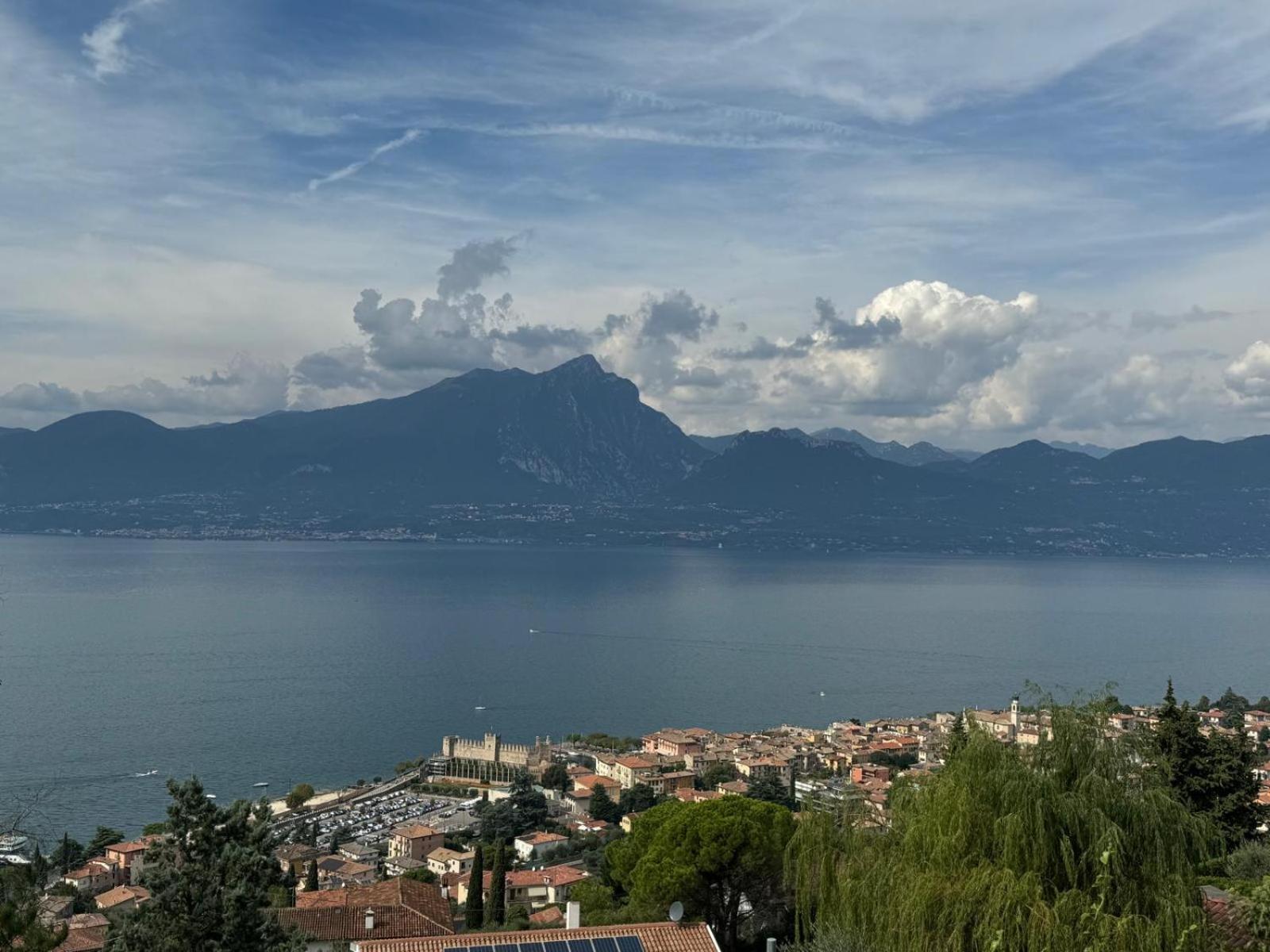 The View * Torri Del Benaco